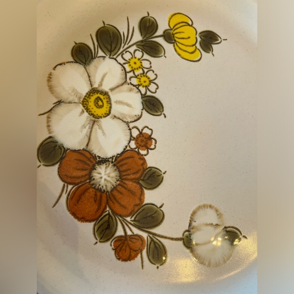 Vintage 1970s Woodhaven Collection Sunnybrook Cream Stoneware  12.5" Chop Plate - Picture 2 of 8